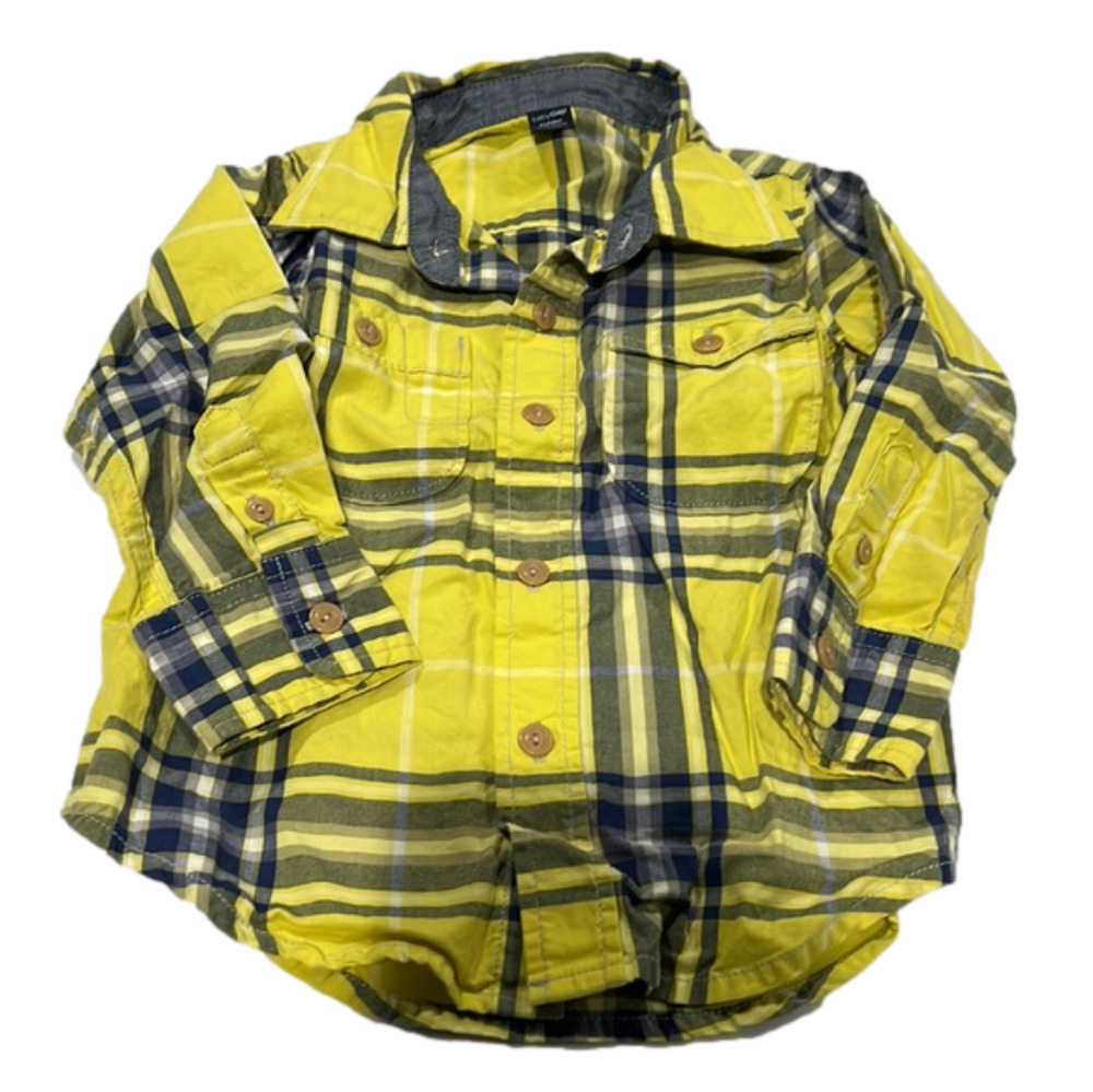 𝅺baby Gap. Plaid button down.  Size 18-24 months.